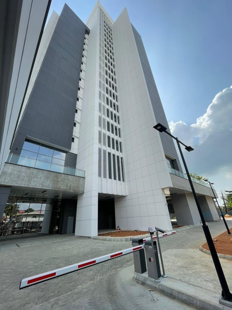 Newly built fully service 3bedroom apartment